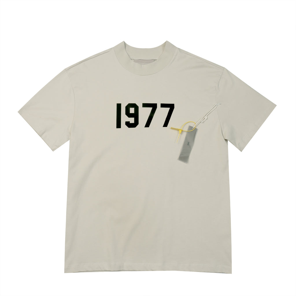 Essential 1977 T-Shirt